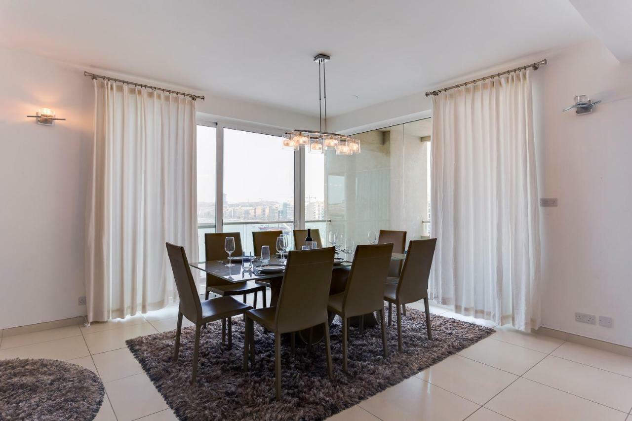Contemporary, Luxury Apartment With Valletta And Harbour Views Sliema Exterior foto